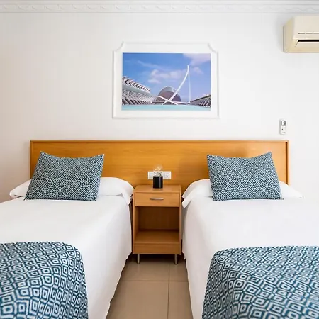 Hostal Rr Feria By Beleret